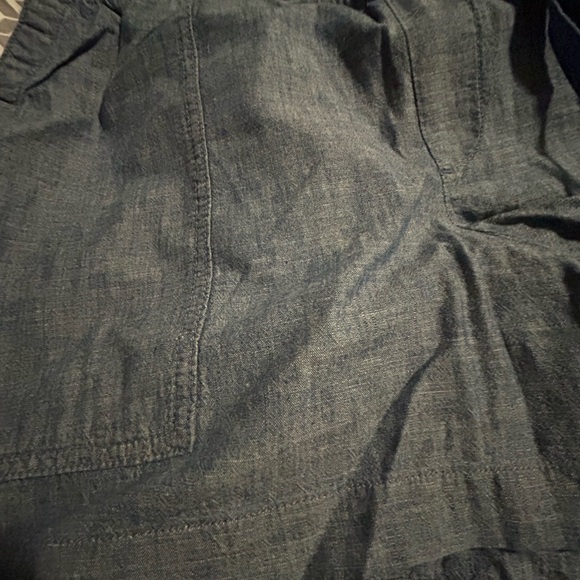 Gap linen shorts. Large - Picture 4 of 4